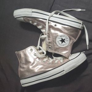 Metallic pink converse